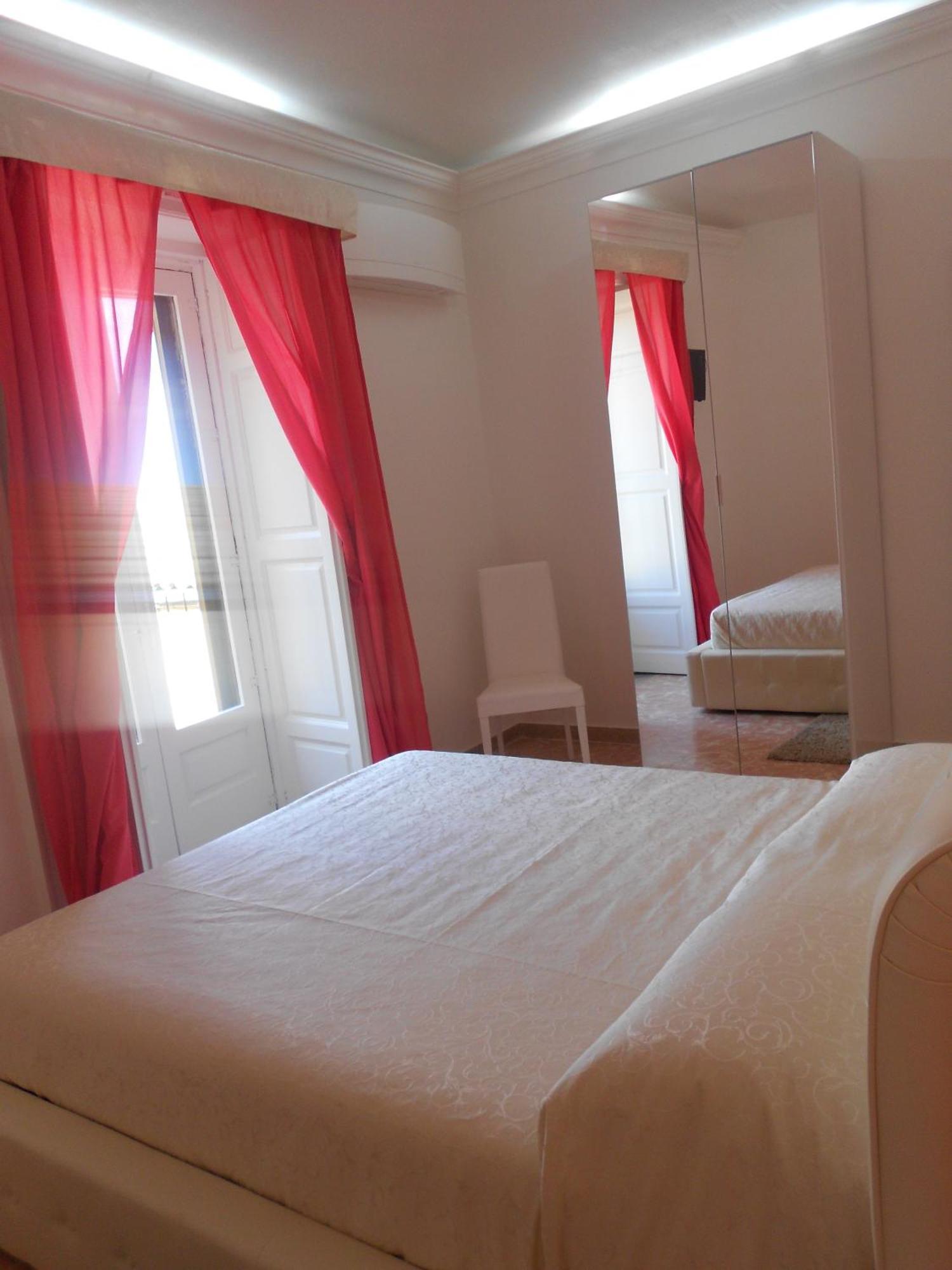 Gualtiero Camere & Suite Caltagirone Δωμάτιο φωτογραφία