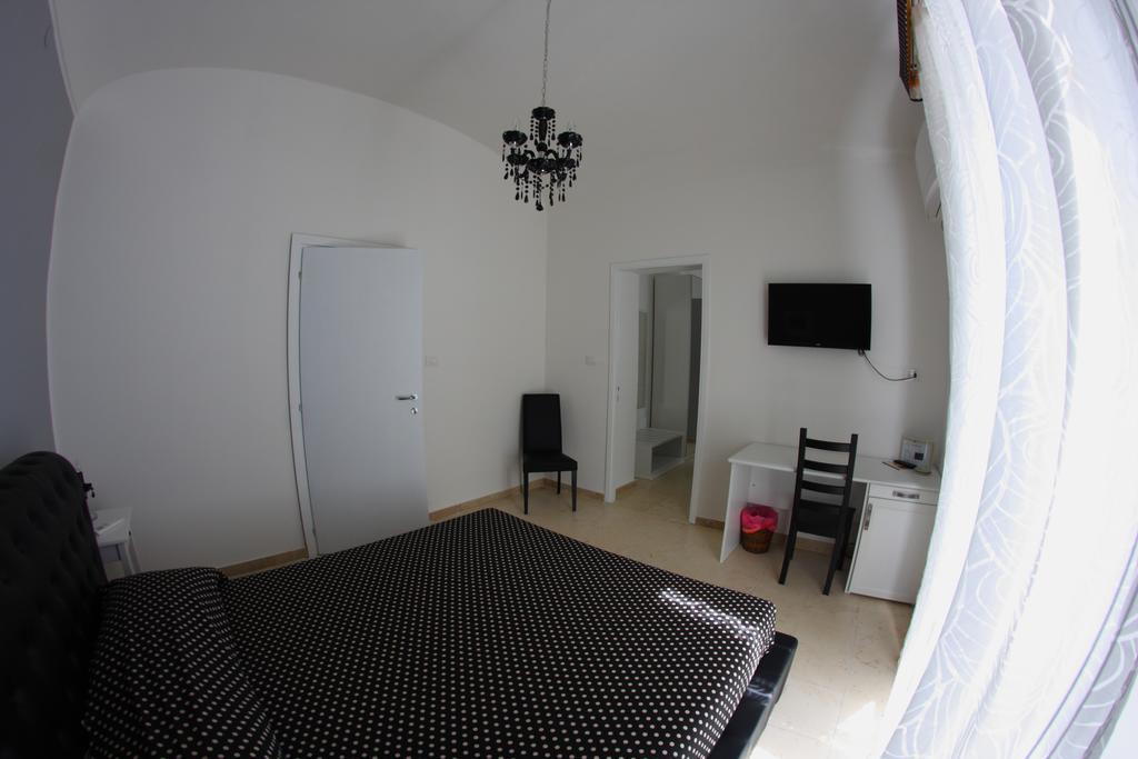 Gualtiero Camere & Suite Caltagirone Εξωτερικό φωτογραφία
